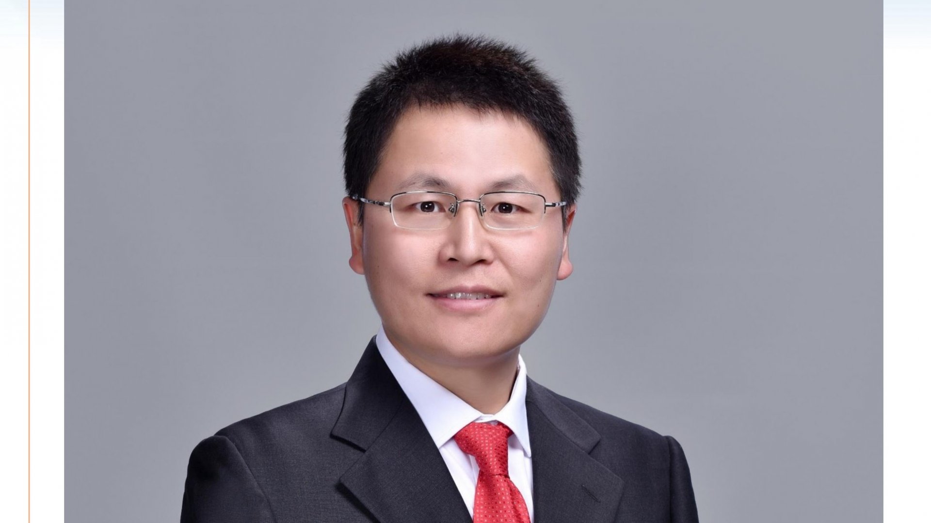 在贵州省黄平县上塘镇中心小学操场